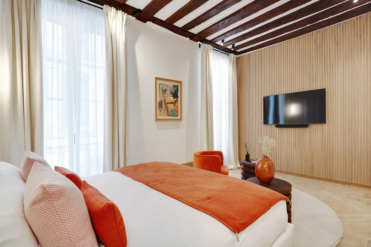 Thelander - Serviced In Saint-germain-des-pres Apartment Paris